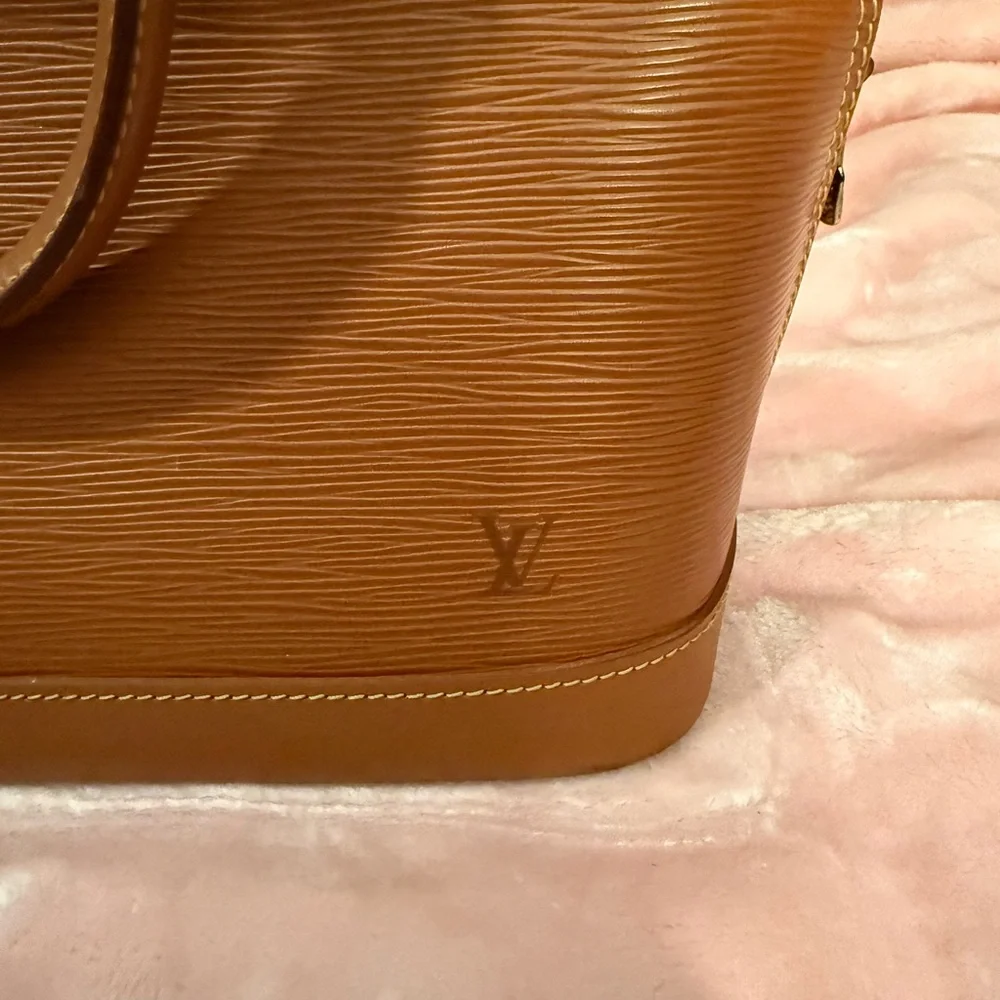 Louis Vuitton Brown Leather Women's Bag - Picture 5 of 8